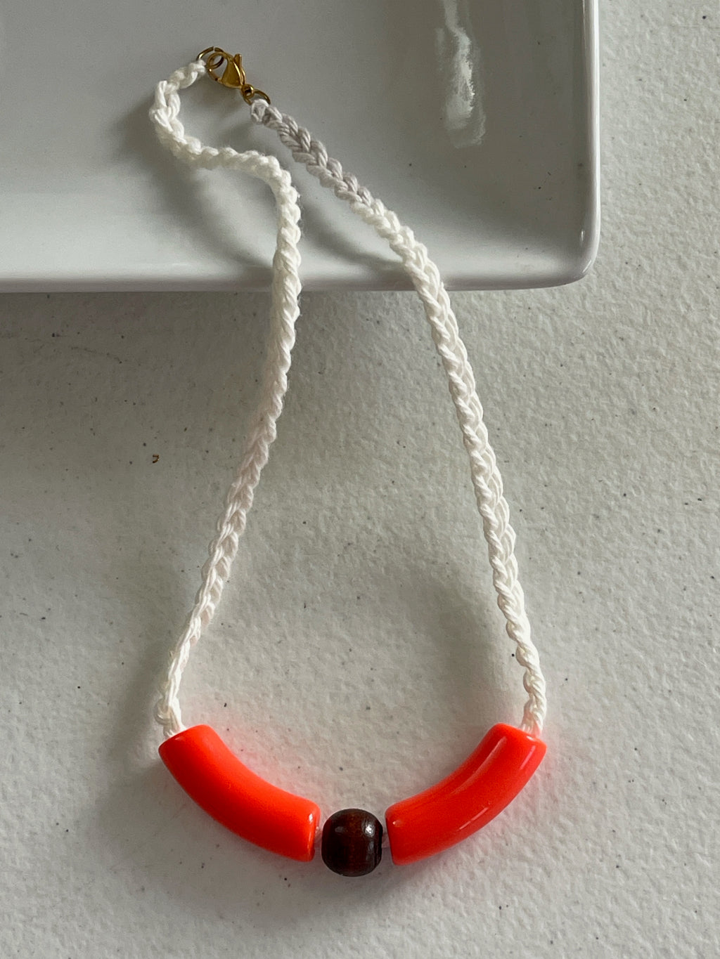 Collar Aura Naranja Radiante