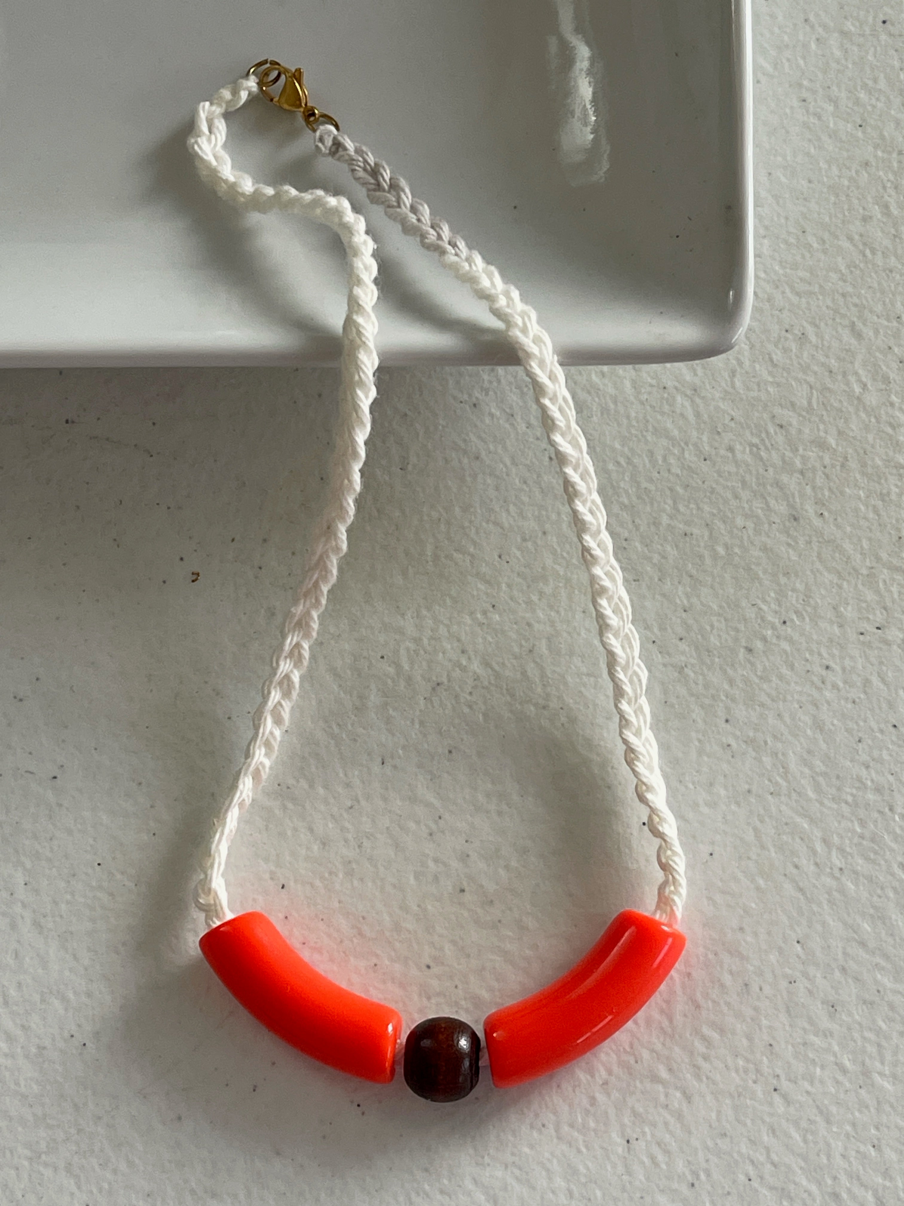 Collar Aura Naranja Radiante