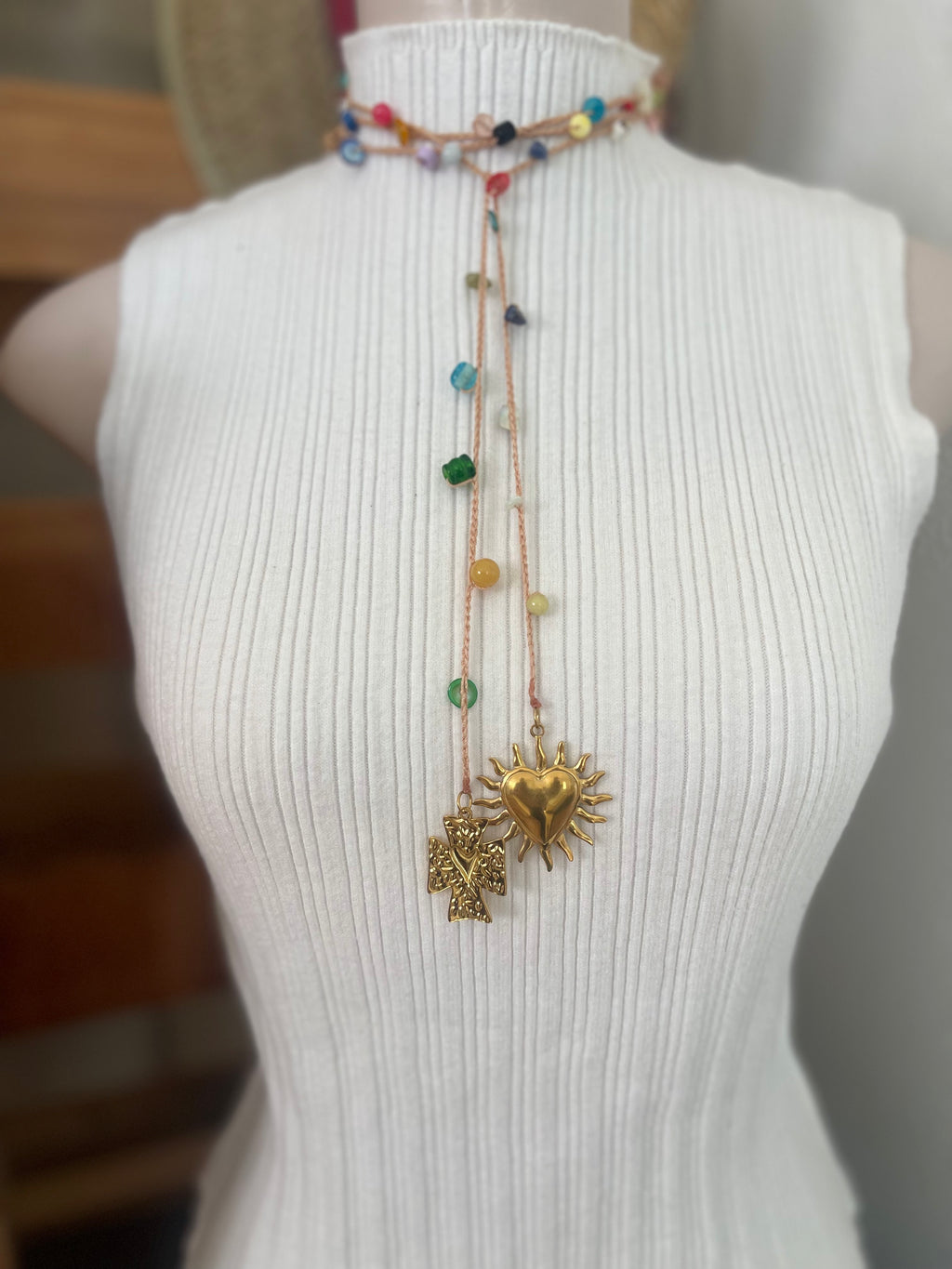 Collar Mil Vueltas Corazón de Jesús