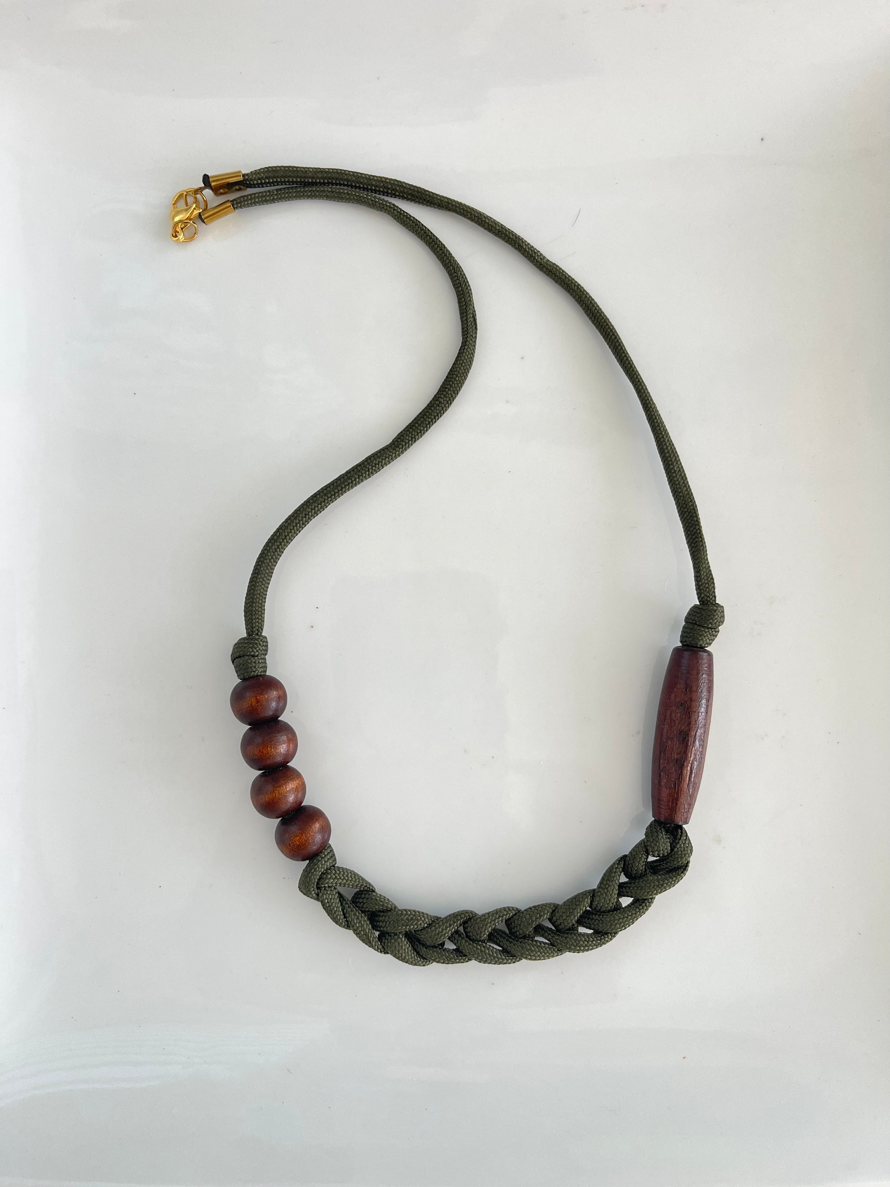 Collar Bosque